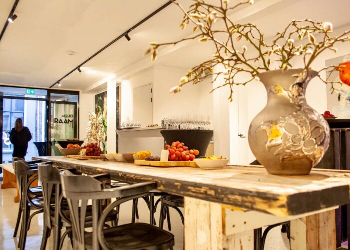 This inspiring space is full service